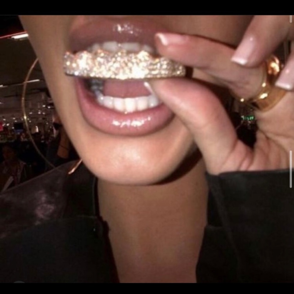 Meet your Posher, Gianni